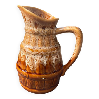 Wine pitcher