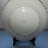 Hand decorated plate China