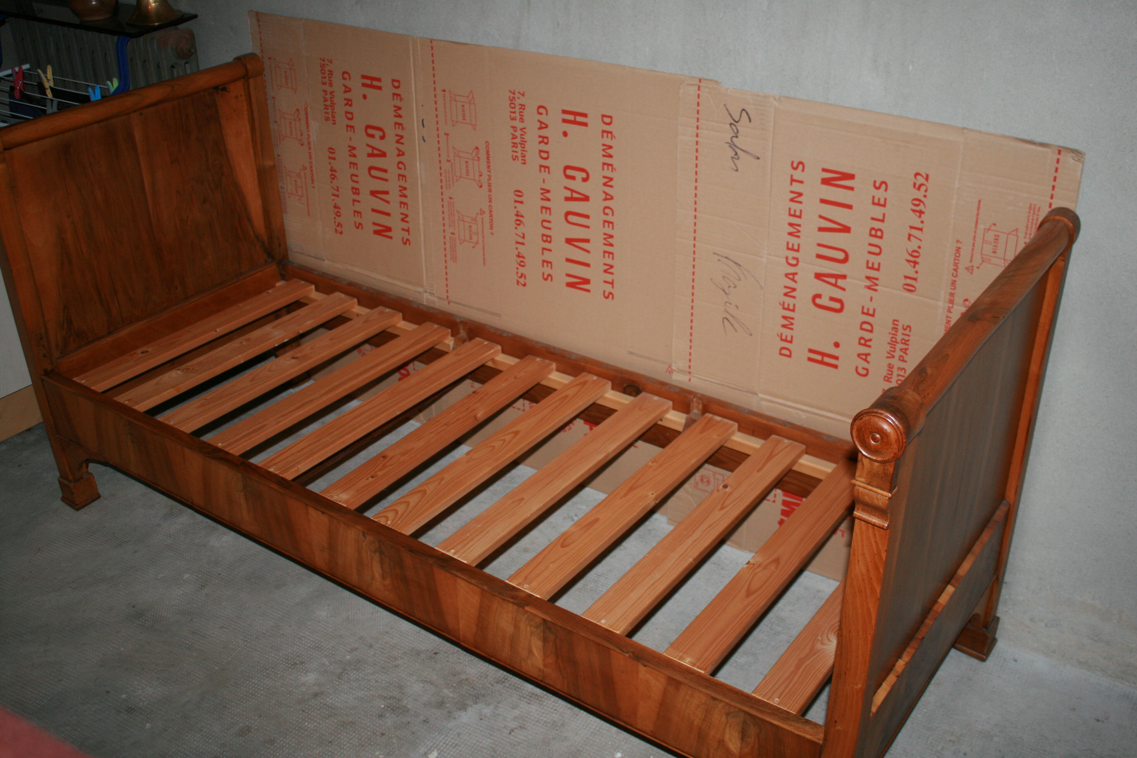 Resting bed End XIX Walnut