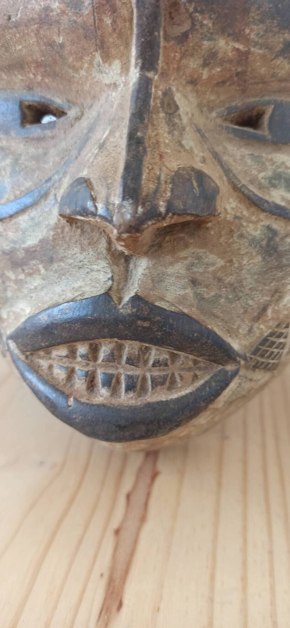 Igbo wooden mask from Nigeria - African tribal art