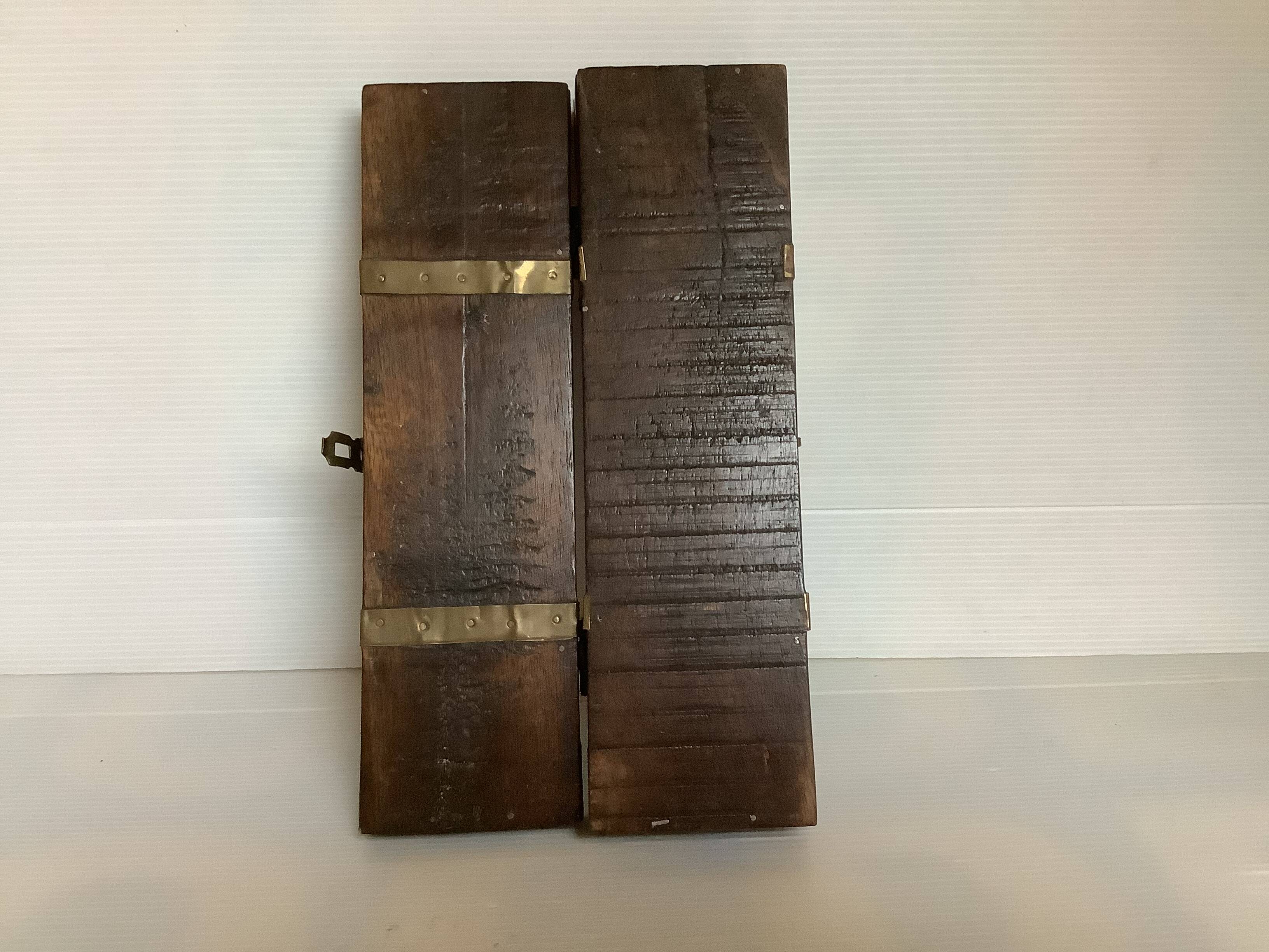 Boîte plumier en bois et laiton