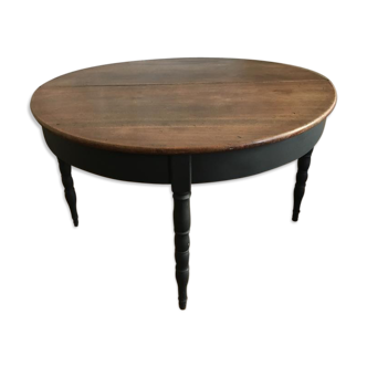 Round table solid wood old