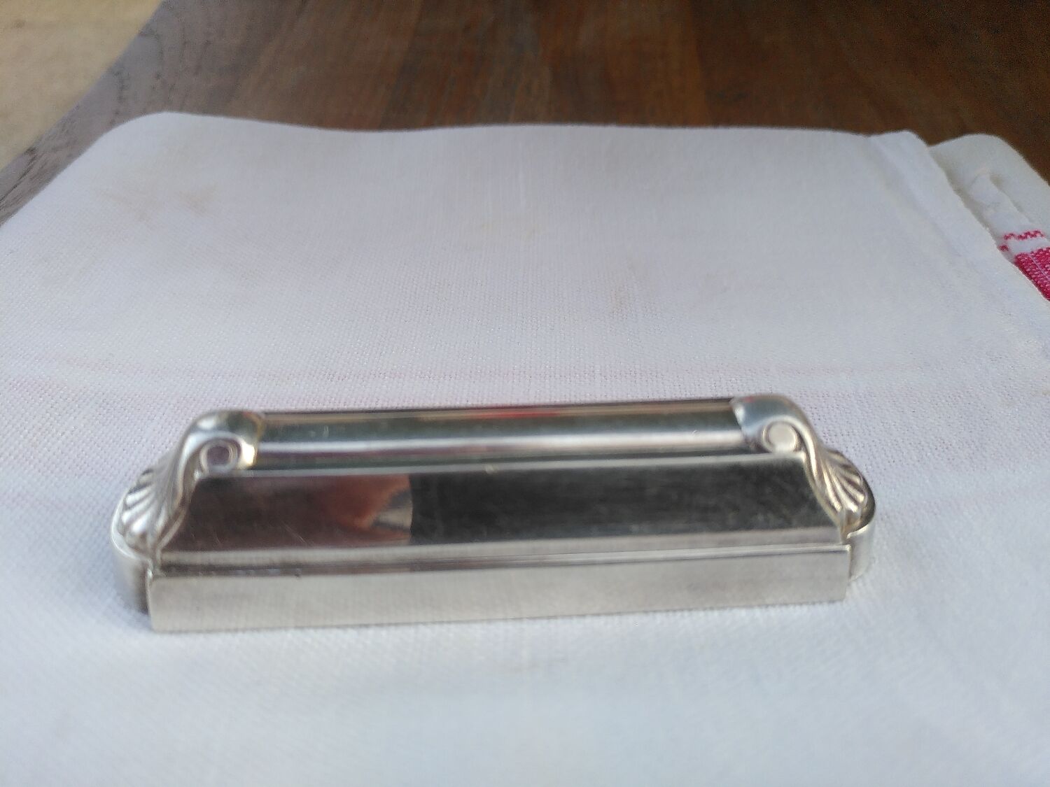 Silver metal knife holder