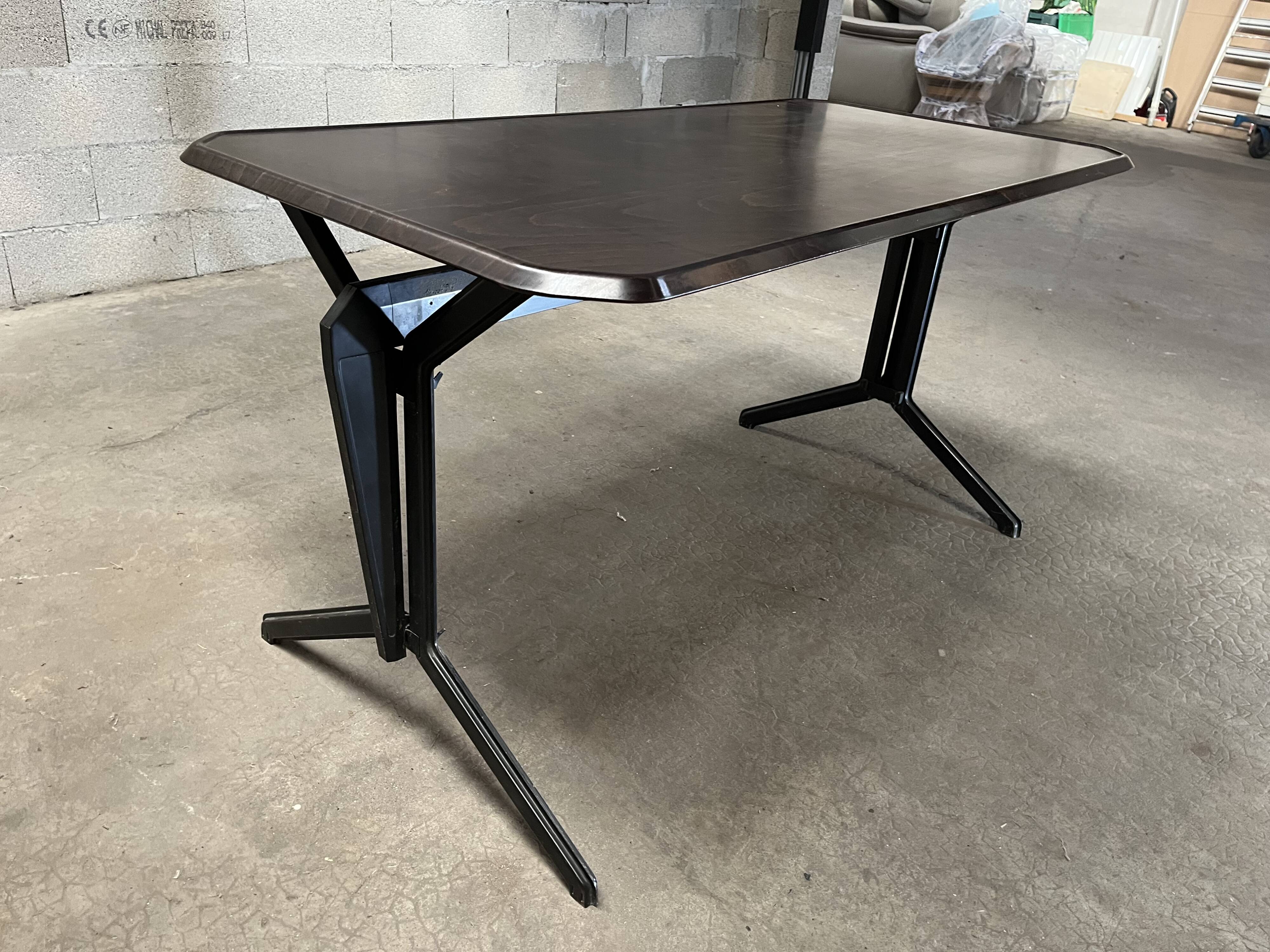 olivetti desk table design 60s