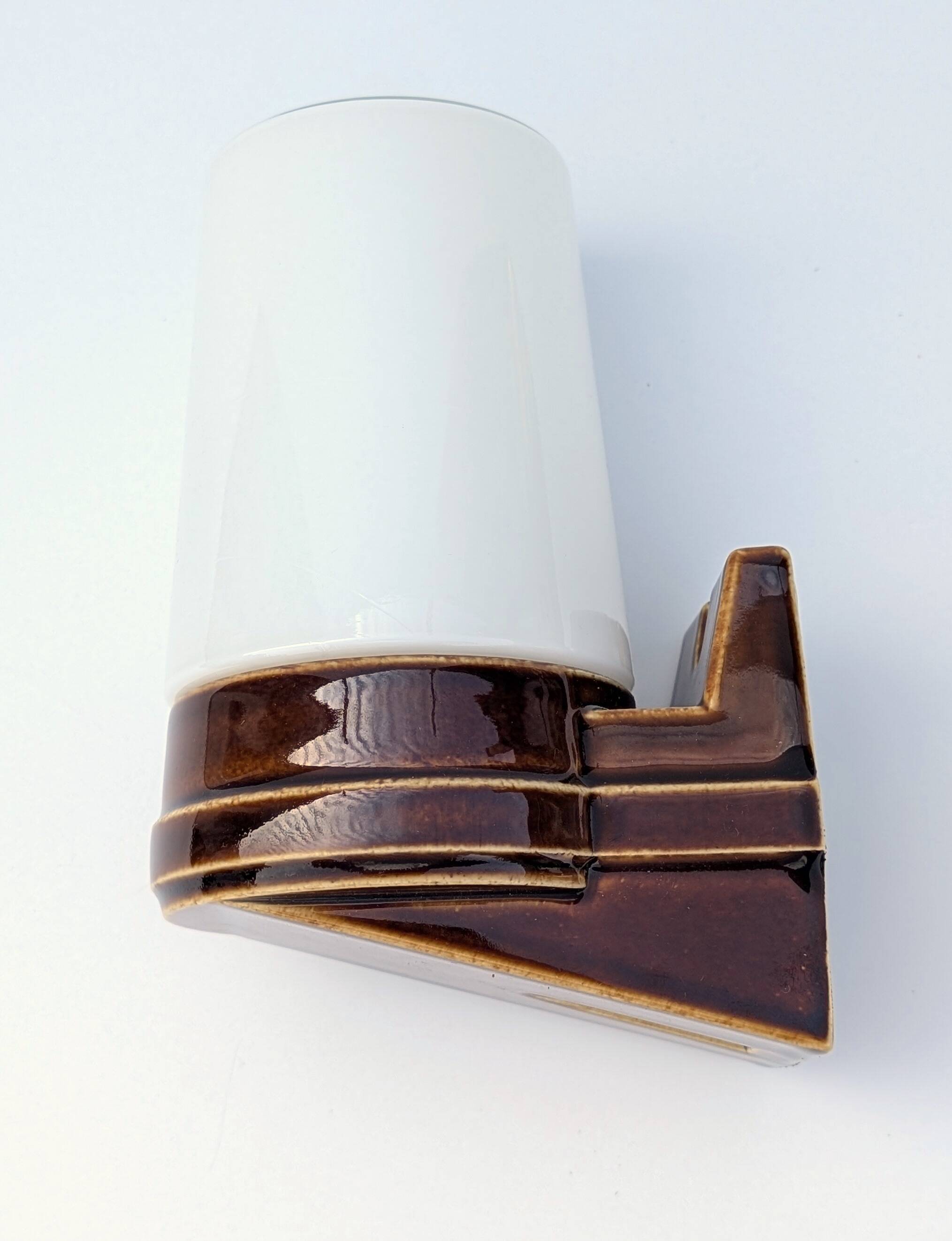 IFÖ 6070 bathroom wall light by Sigvard Bernadotte from the 1960s with box.