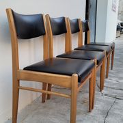 Série de 4 chaises scandinave vintage 1950