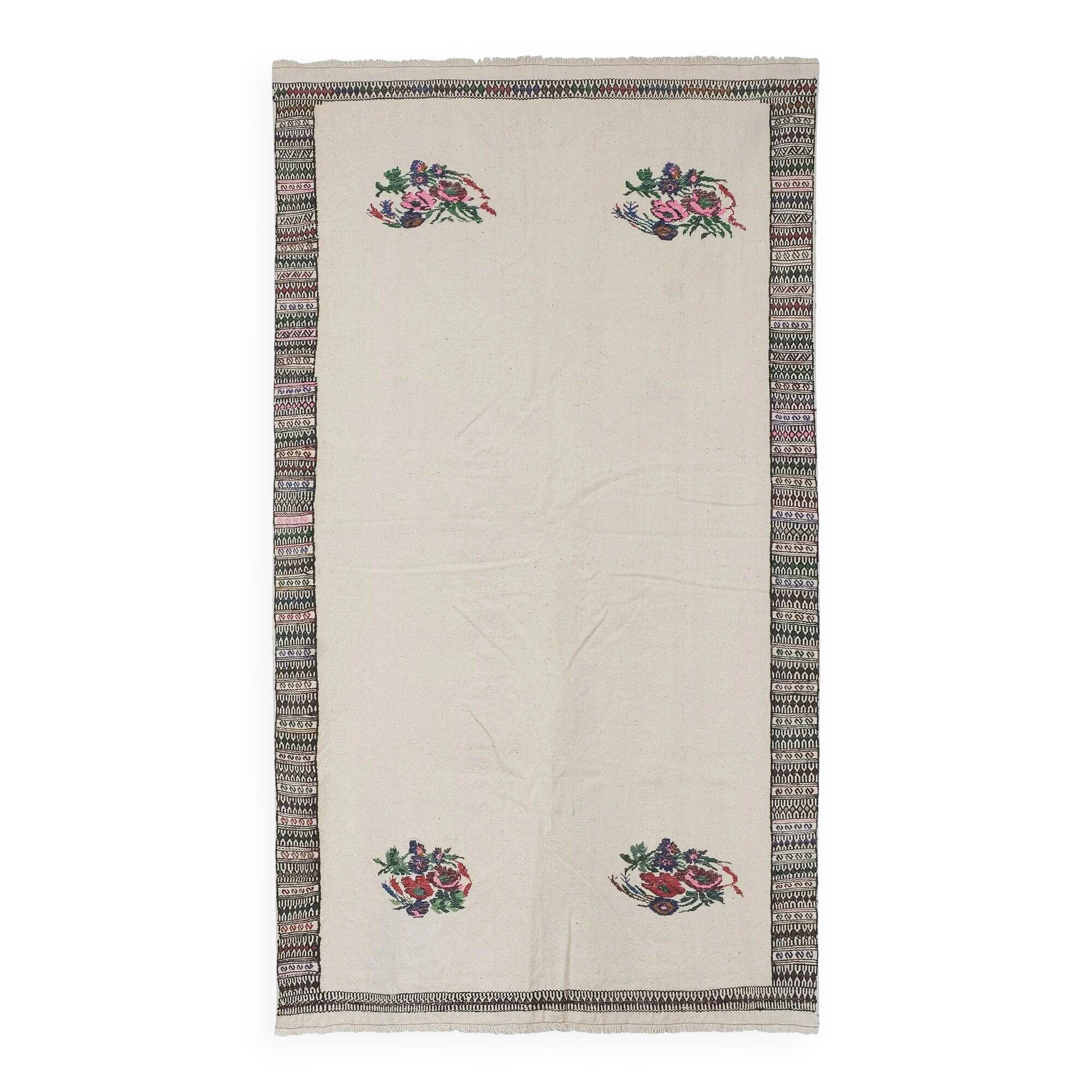 Vintage Turkish kilim, handwoven, 140x237 cm.