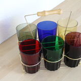 Set de 6 verres colorés dans leur support, panier en laiton
