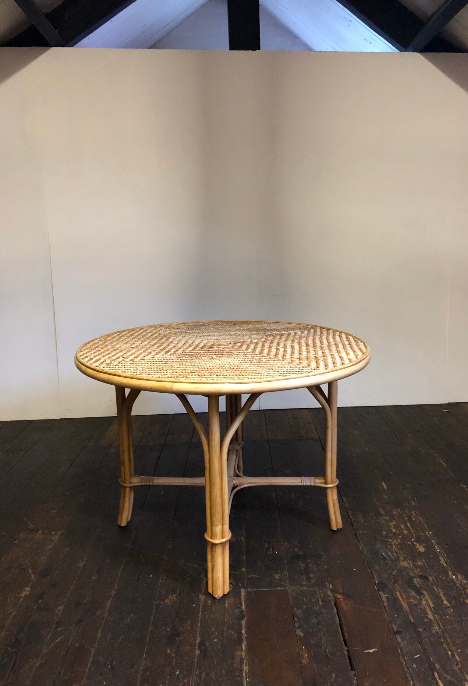 Vtg Mid Century Round Circular Wicker Bamboo Bamboo Table Dining rattan Tiki