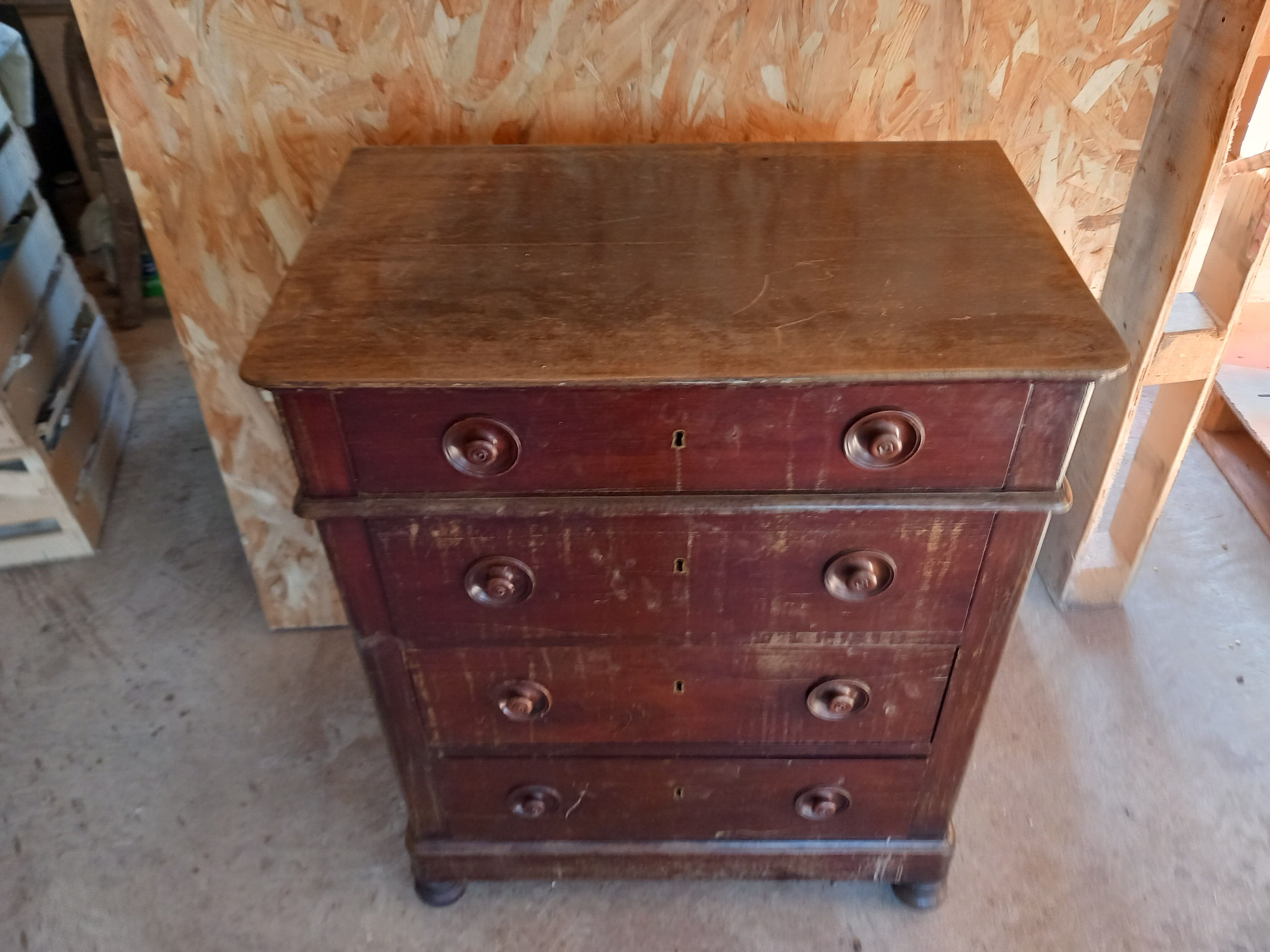 English Chest of Drawers