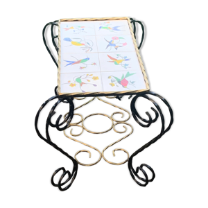Table basse aux oiseaux en fer