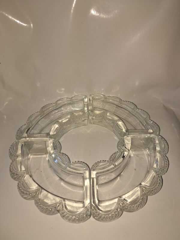 Centre de table Lalique France. Modèle Festons.