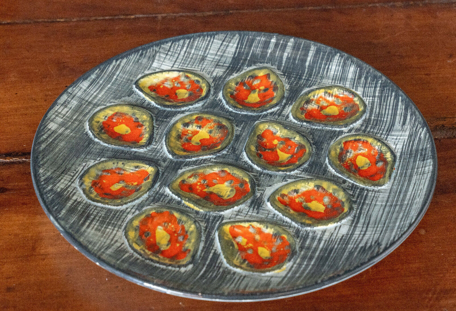 Seashell service barbotine pornic 14 plates and 1 dish mid-twentieth