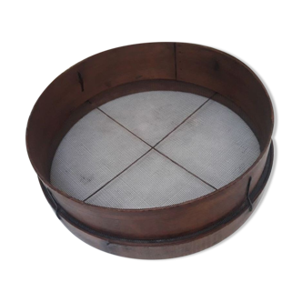 Sieve of 47cm diameter in beech