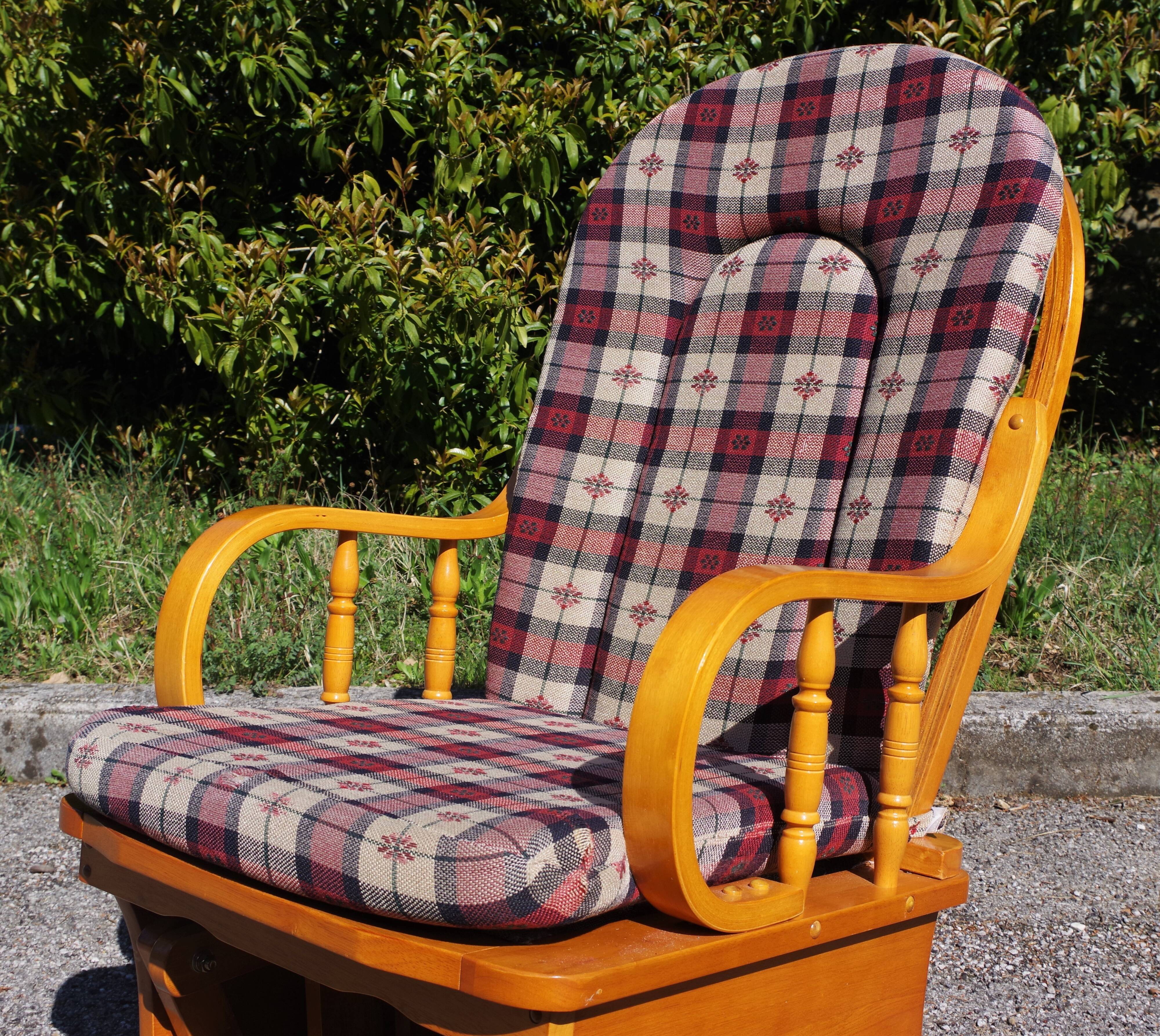 Rocking chair in pine, 1970s