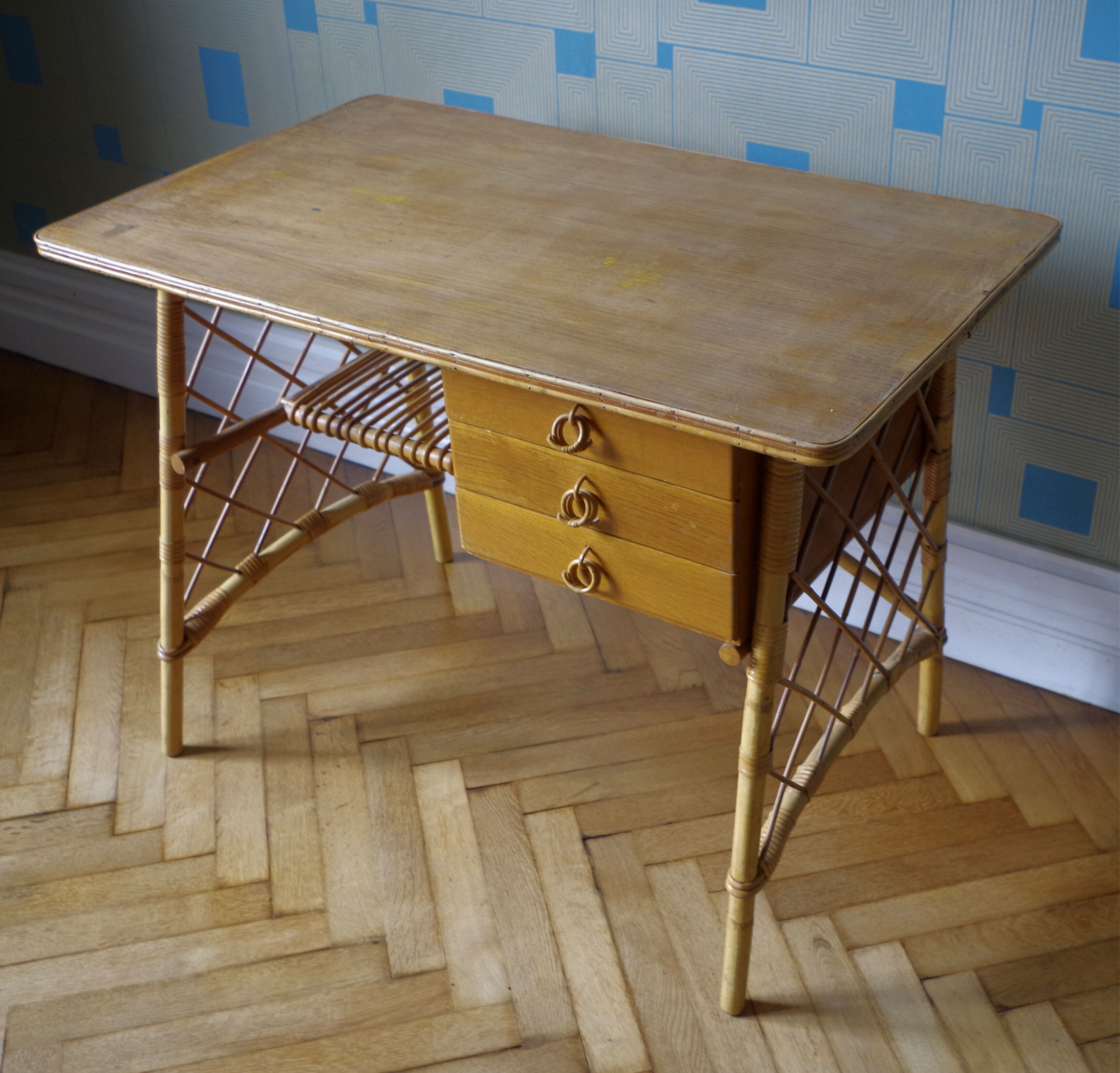 Bureau en rotin de Louis Sognot