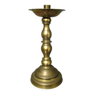 Old altar candle pique in bronze seventeenth. candlestick