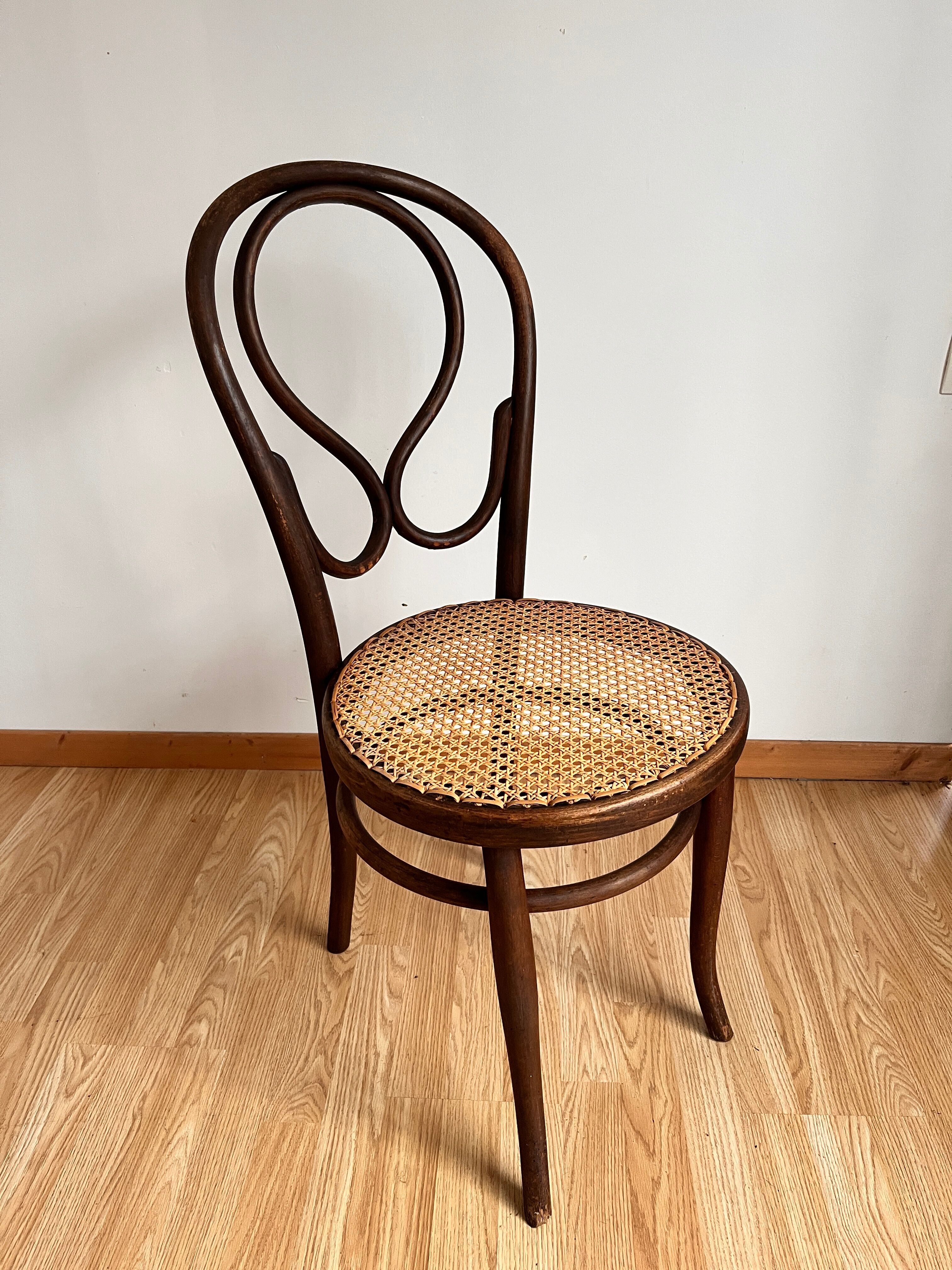 Bistro chair with caning