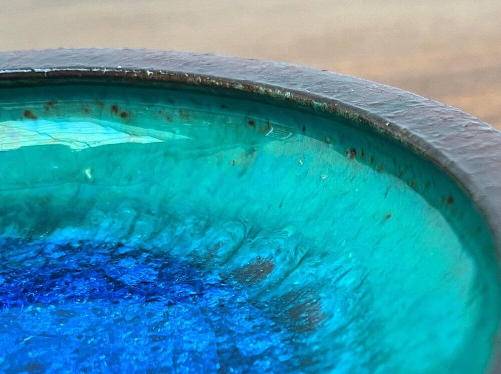 Ashtray or bowl in brutalist studio pottery by Gerhard Liebenthron, mid-century, 1960s, 1968.