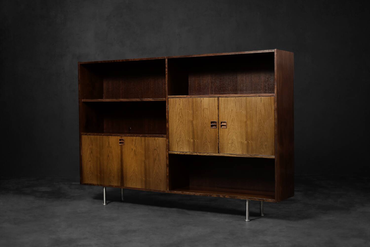 Buffet haut vintage scandinave moderne en palissandre avec bar par Æ. Jensen & T. Mølholm