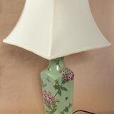 Chinese lamp and its lampshade