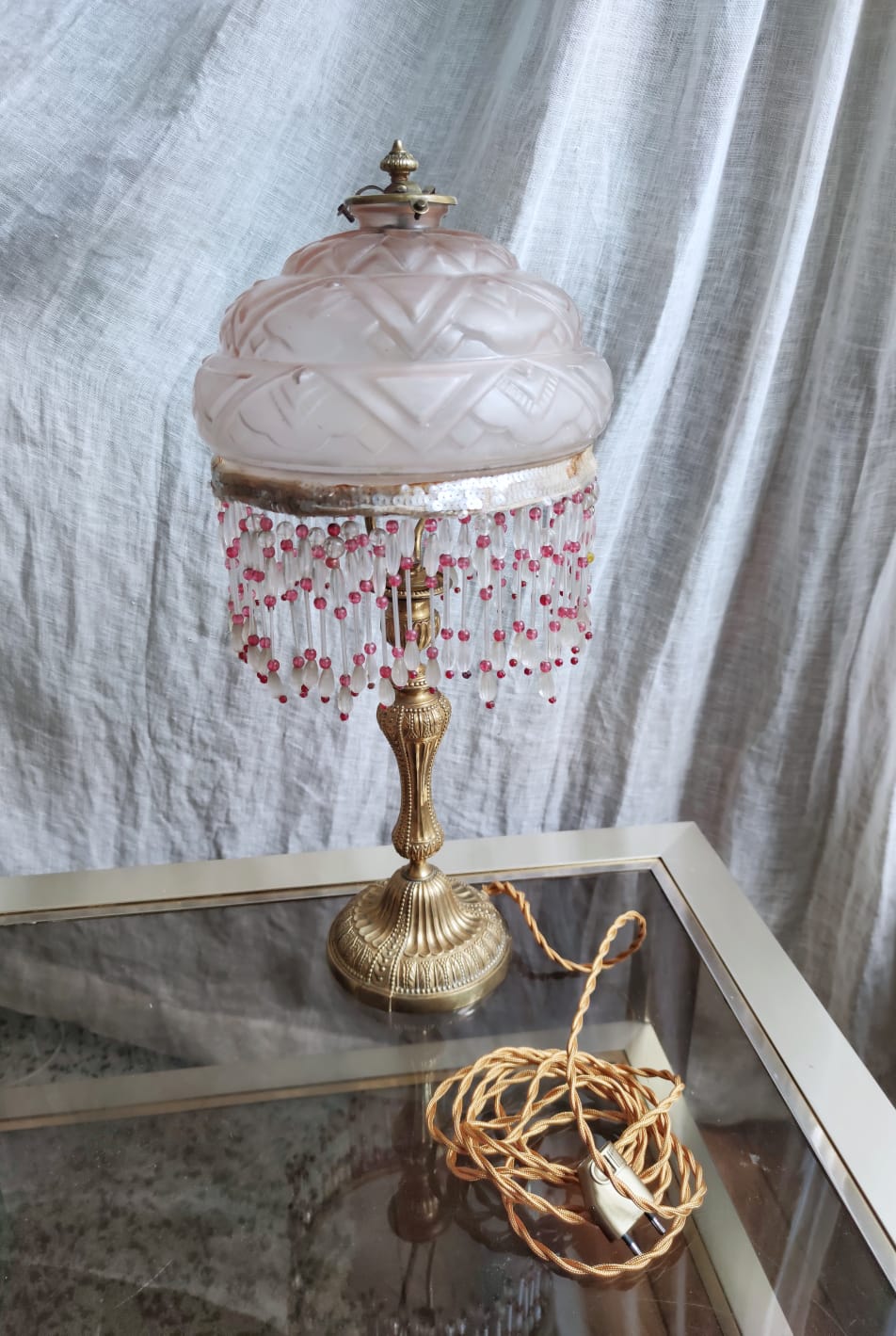 Art Deco globe opalin pink beaded lamp, 1920/30s