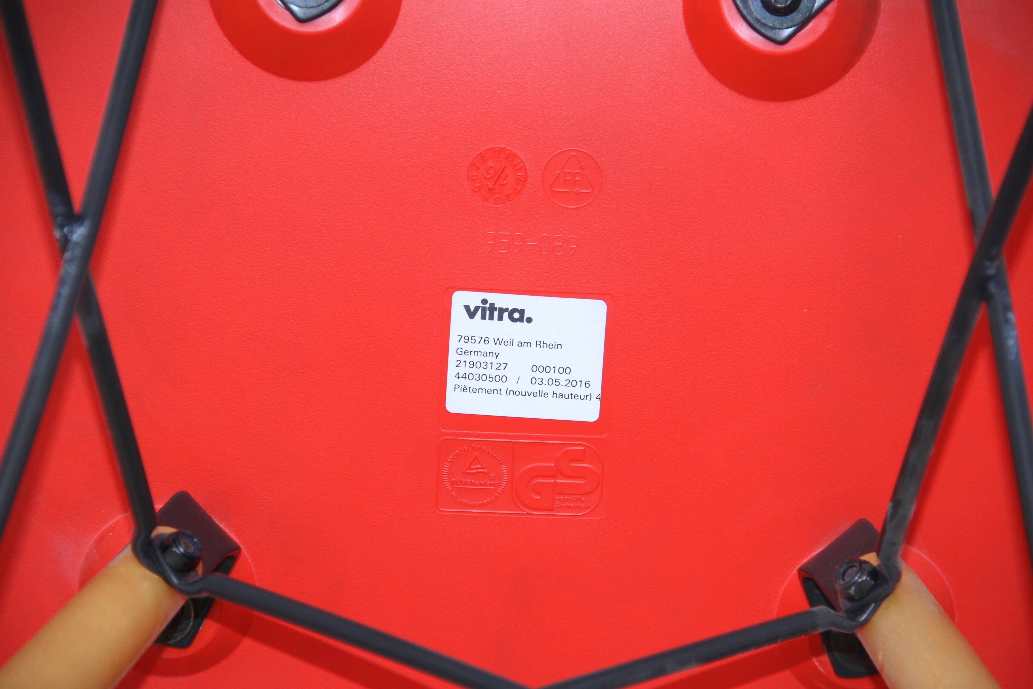 DSW chair, Charles & Ray Eames, Vitra