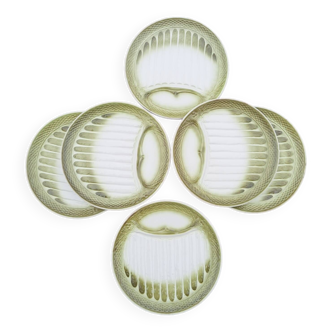 6 assiettes à asperges barbotine vert et blanc, Moulin des Loups, 1950