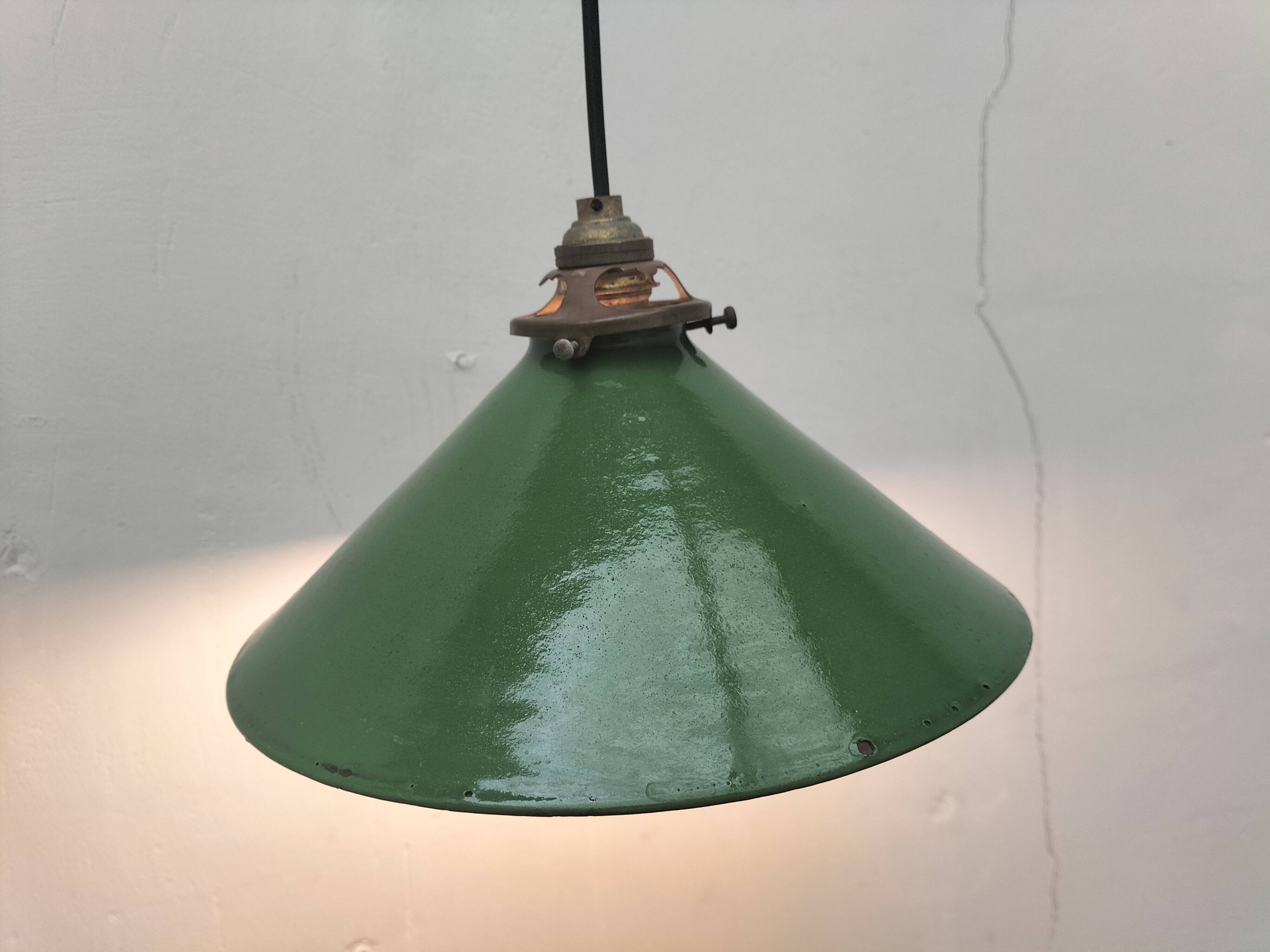 Enameled sheet metal cone pendant light