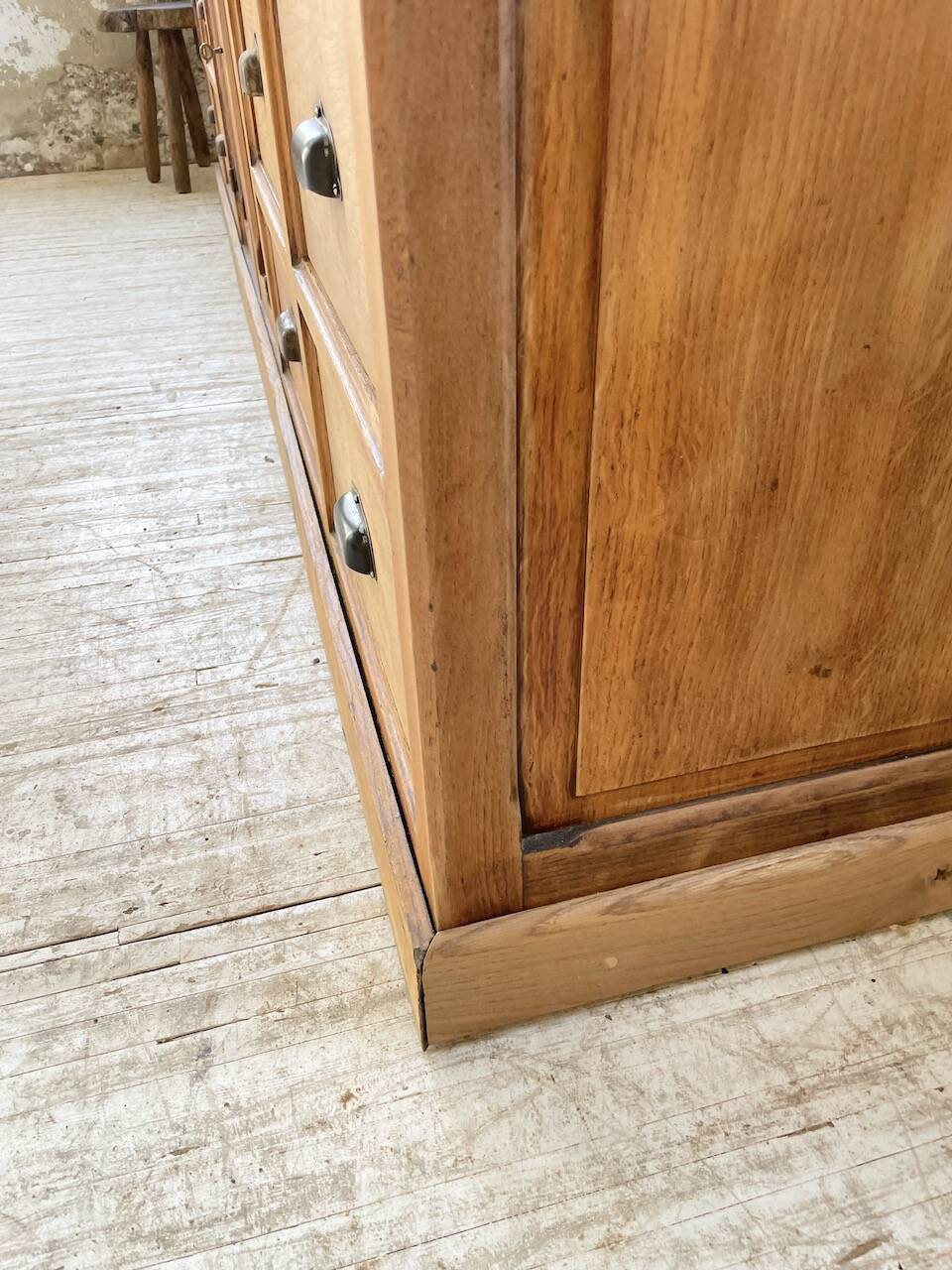 XXL solid oak counter sideboard