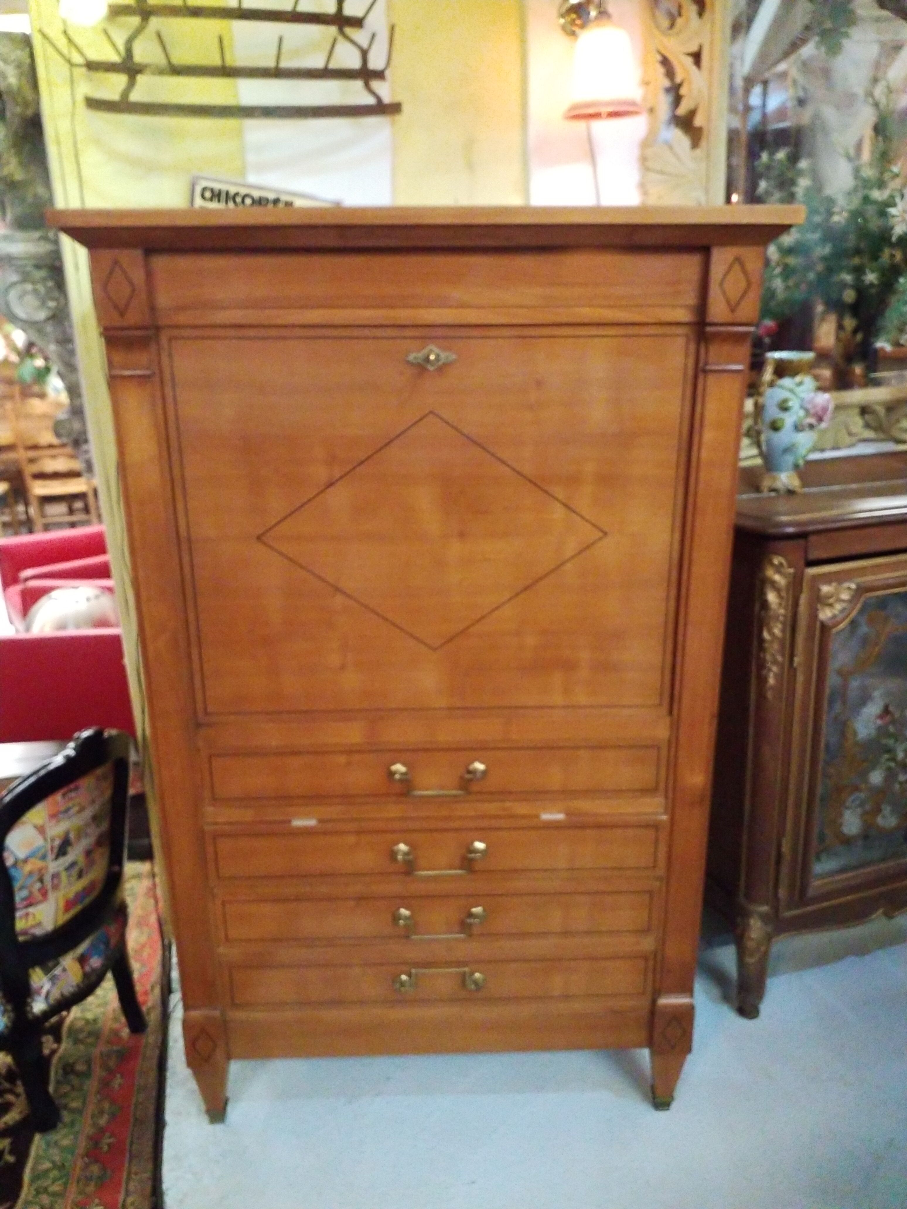 Cherry secretary