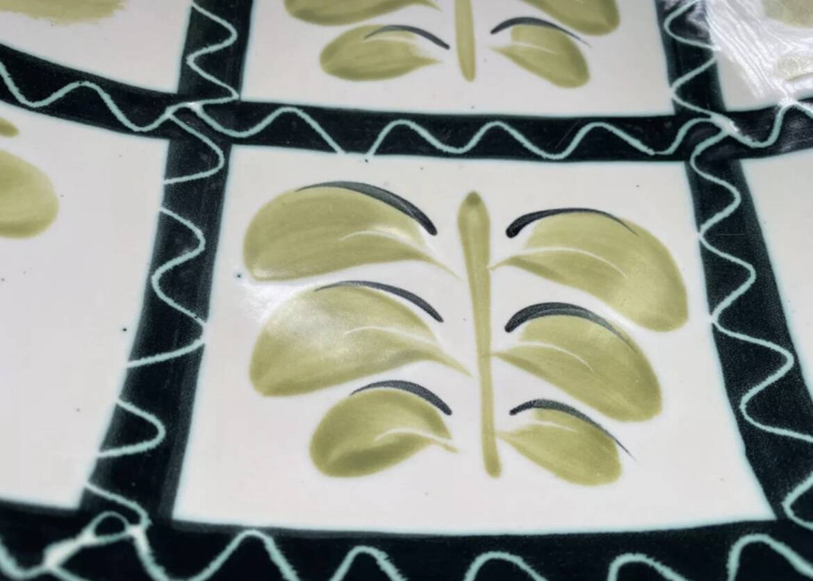 Vintage hollow plate MBFA in Pornic