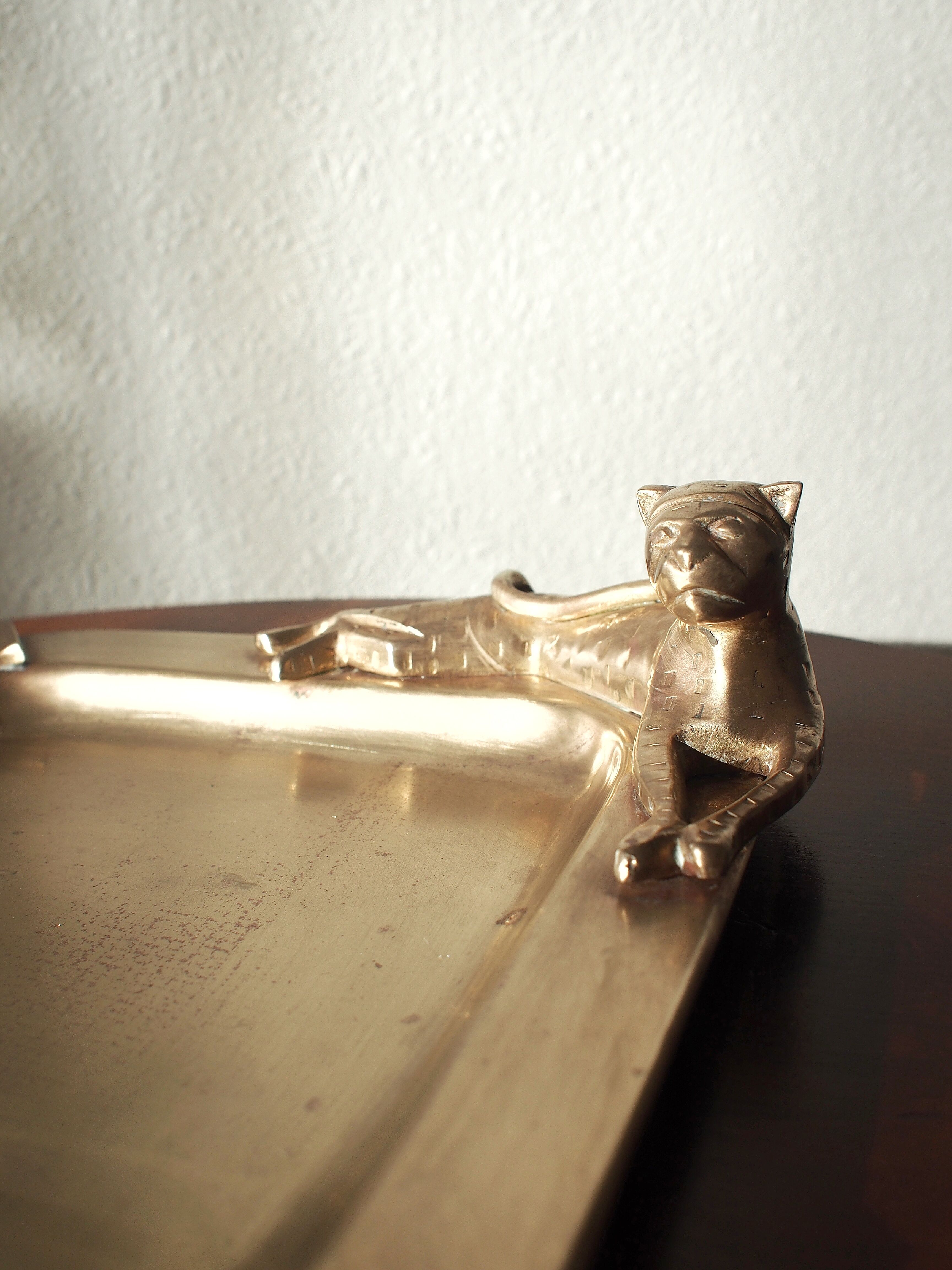 Leopard brass ashtray