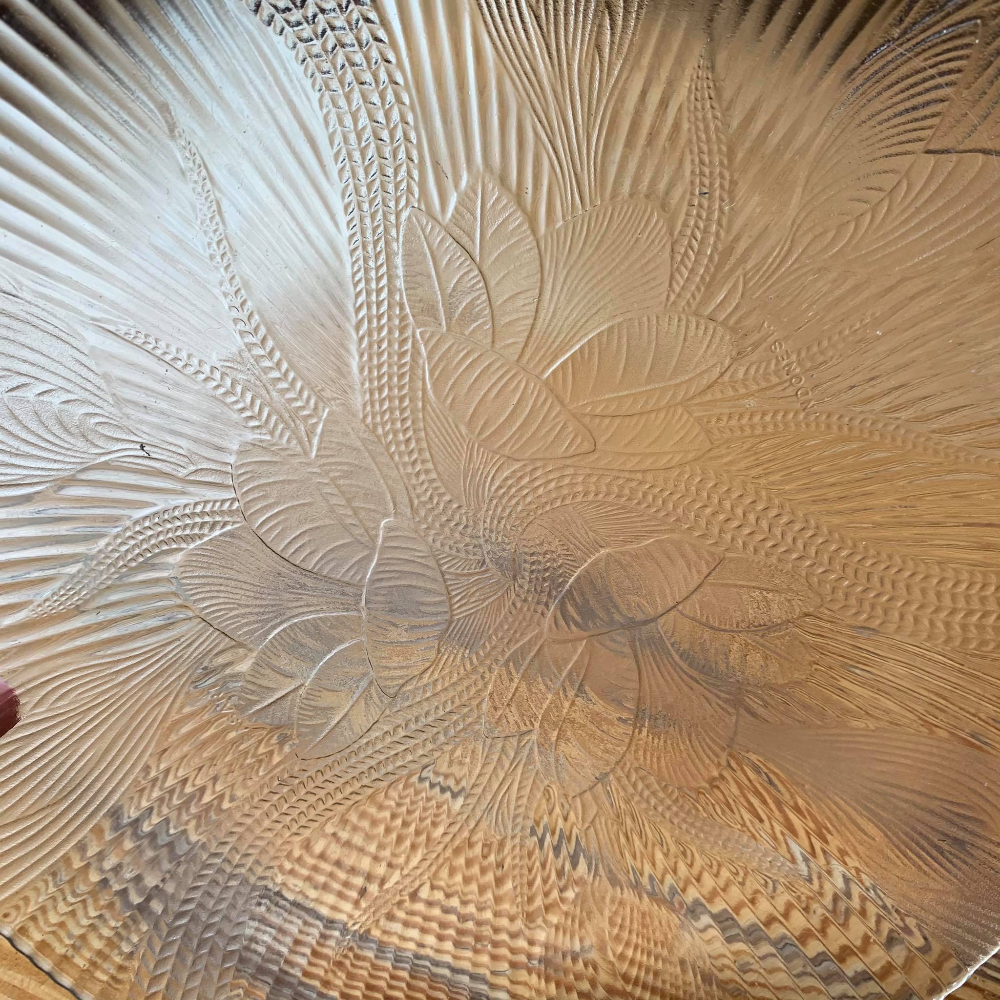 Lot de 4 assiettes en verre moulé
