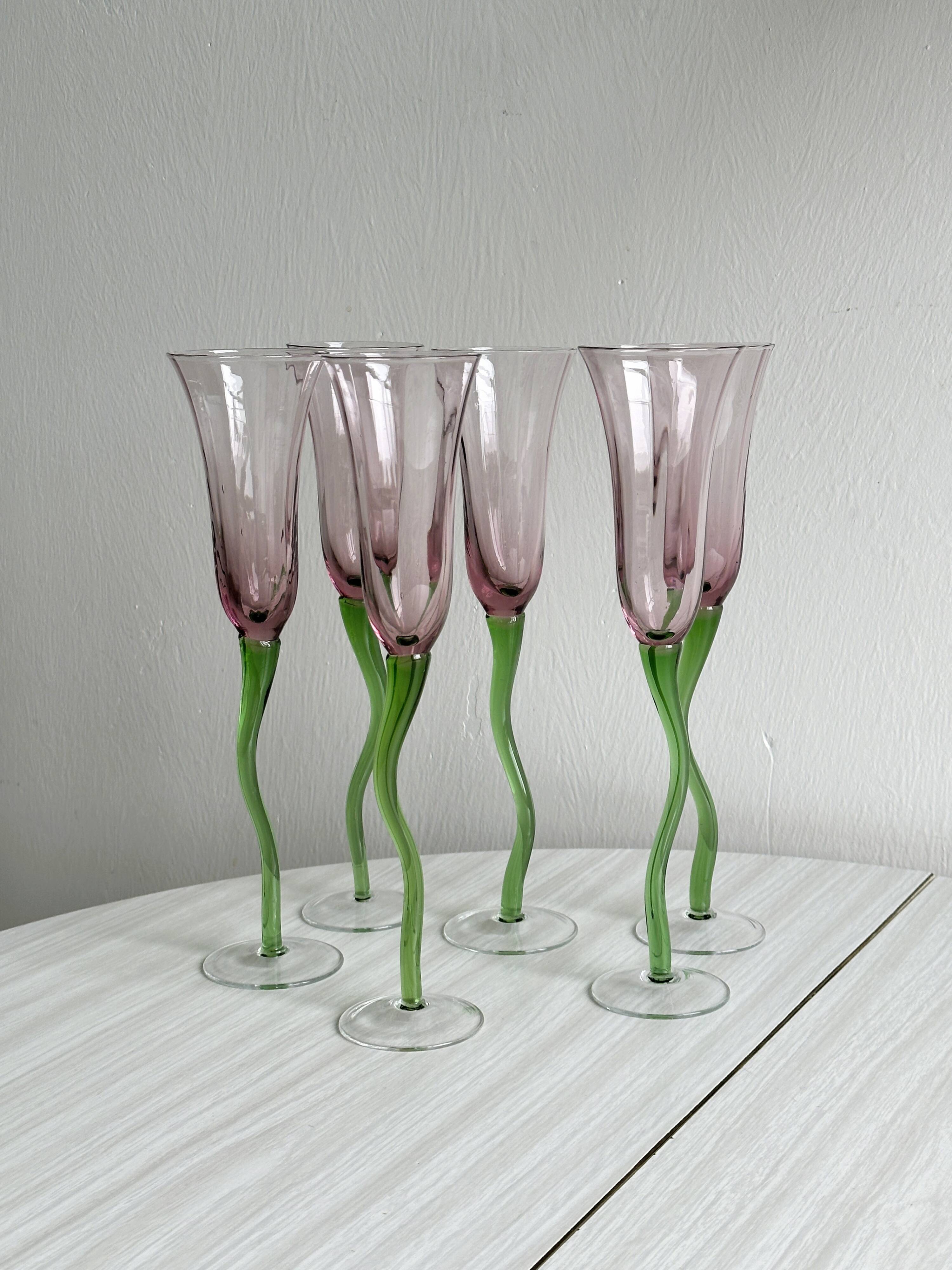 Set of 6 blown glass champagne glasses, green twisted feet