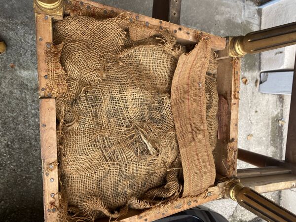 Salon de style Louis XVI en bois doré. 2poque Napoléon III