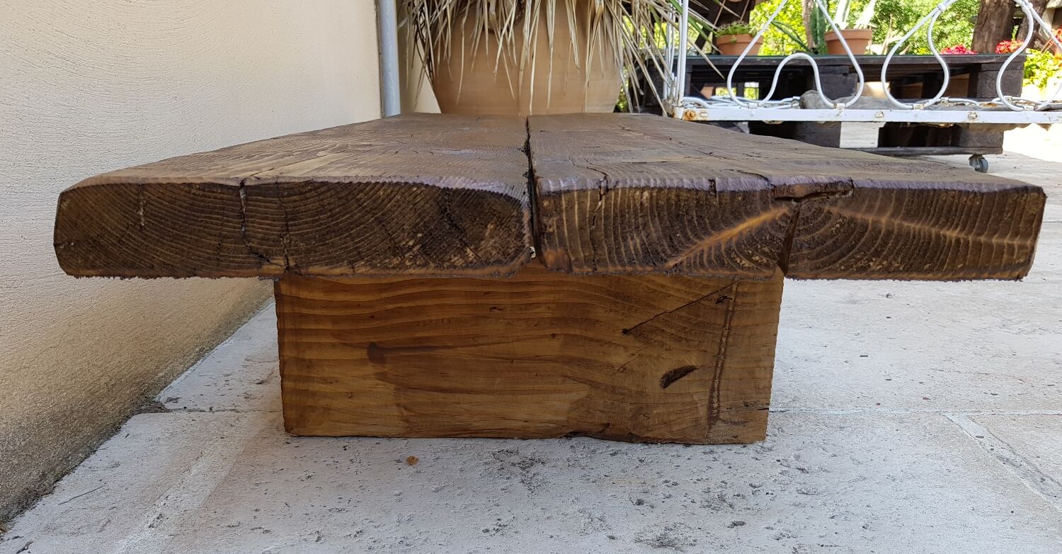 Table basse brutaliste
