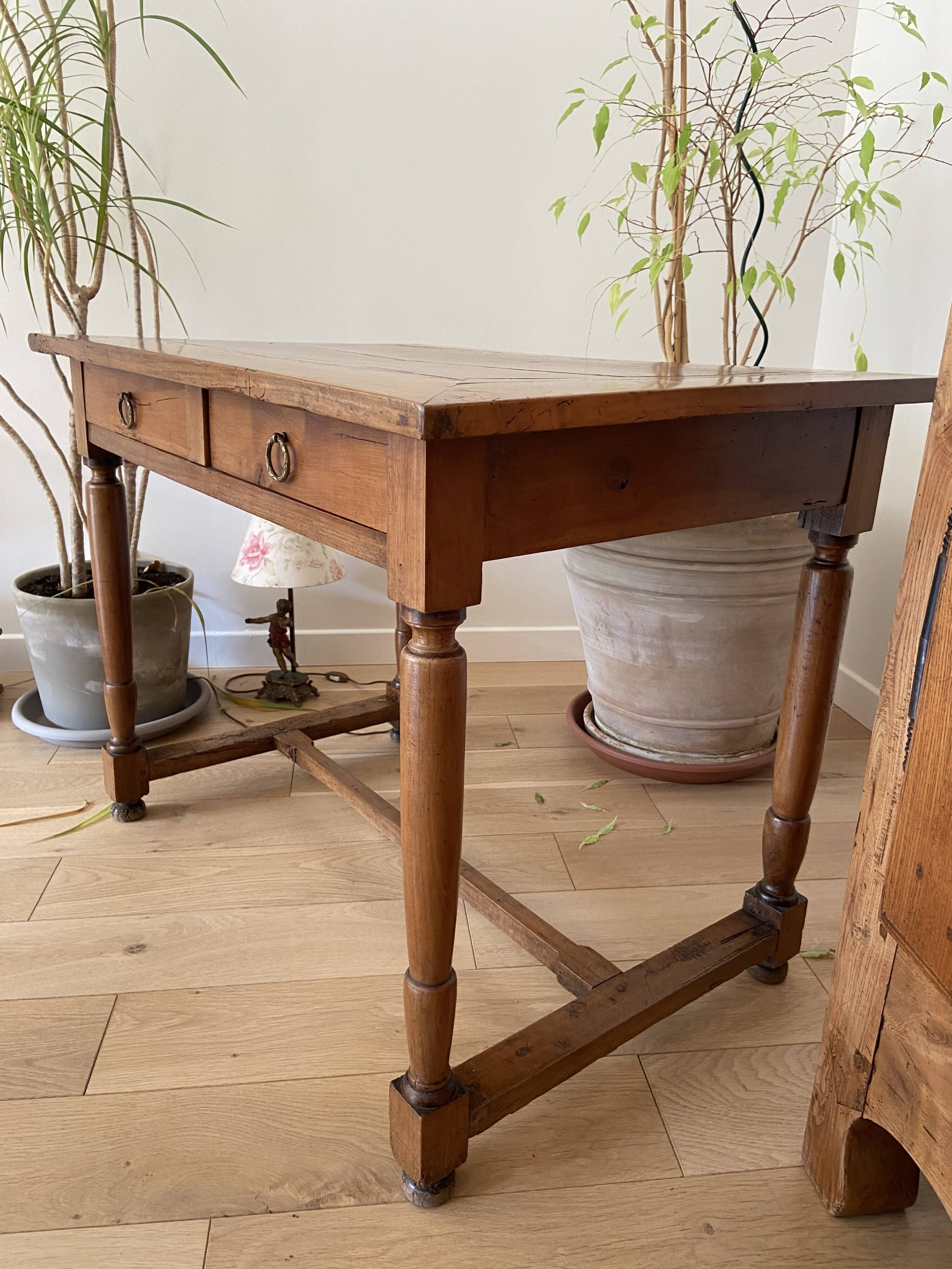 Small Louis XVI desk