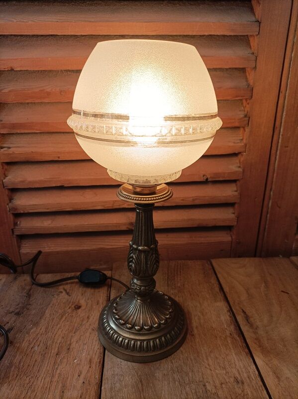 Bedside lamp sandblasted glass edging gilded art deco bronze gilded patinated dp 0423032