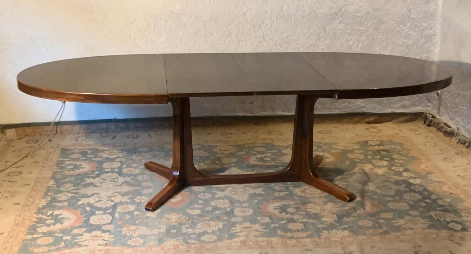 Large Baumann table