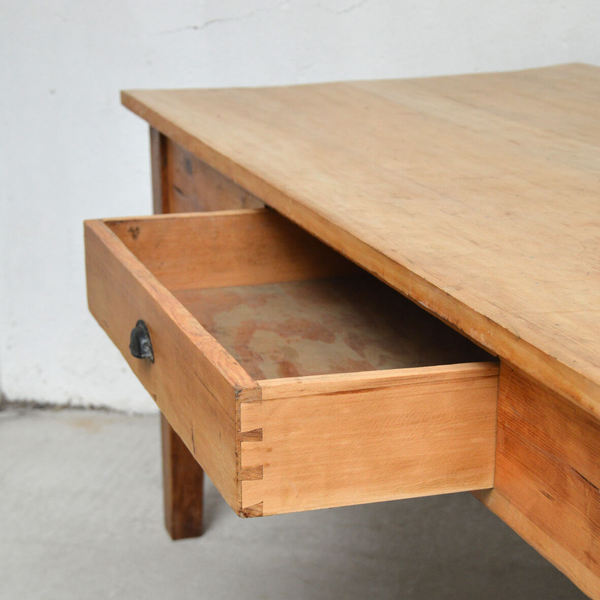 Oak farm table