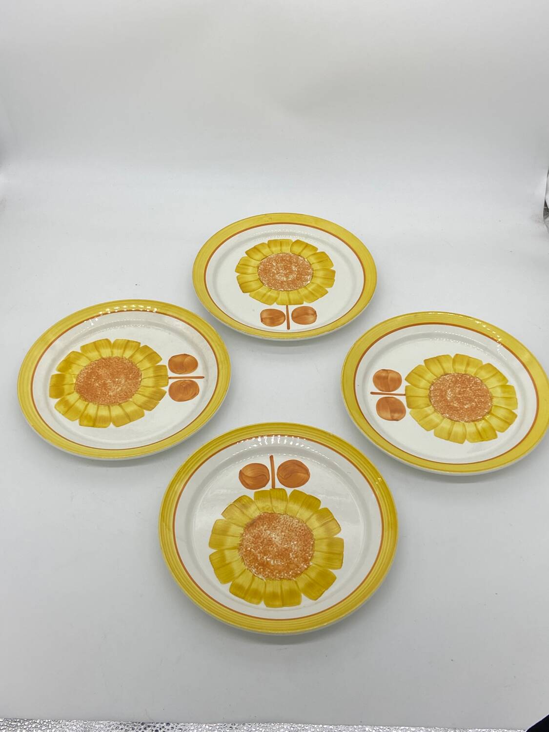 Série d’assiettes plates Alice Digoin Sarreguemines vintage, fleurs, tournesol 🌻