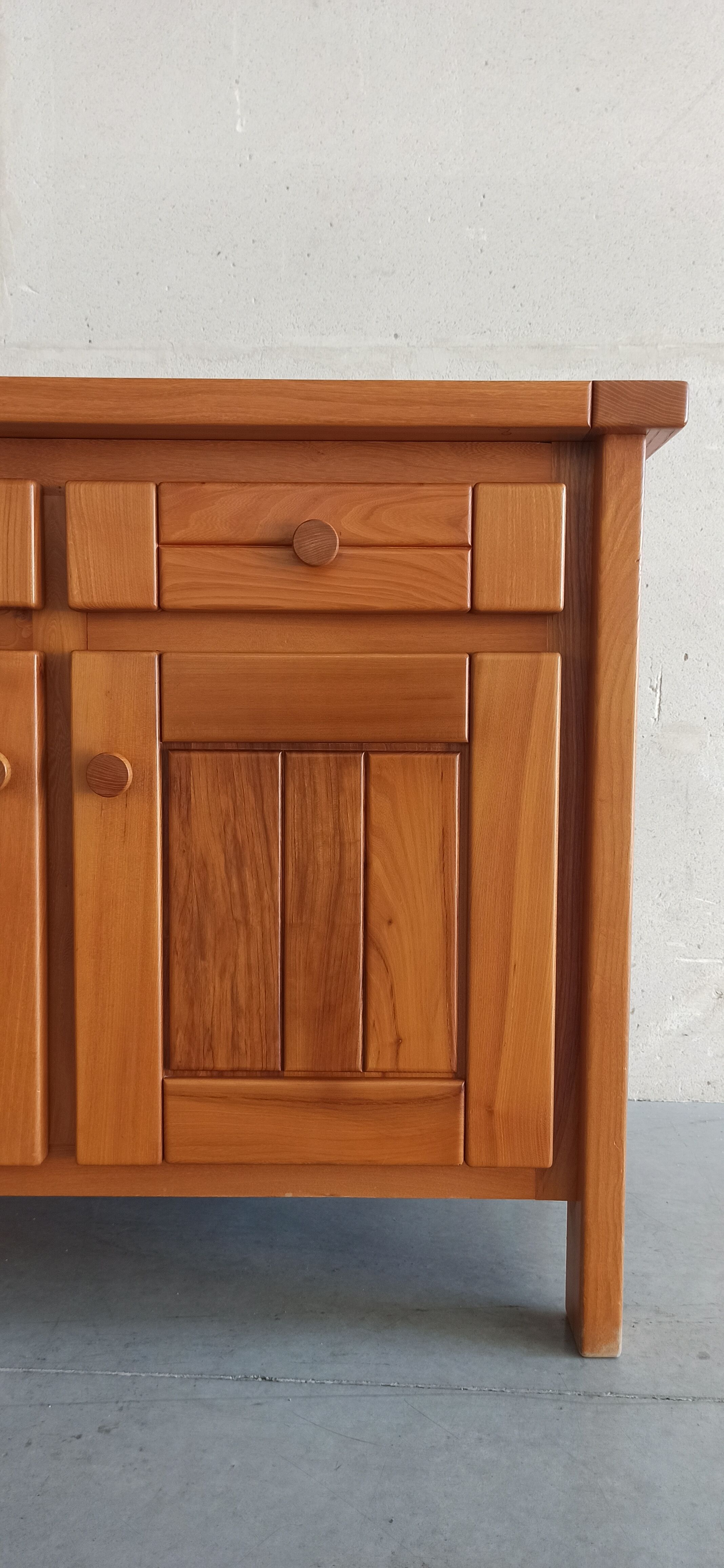 Elm sideboard Maison Regain, 80's