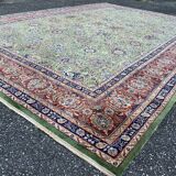 Large emerald Tabriz Persian rug 520x350 cm