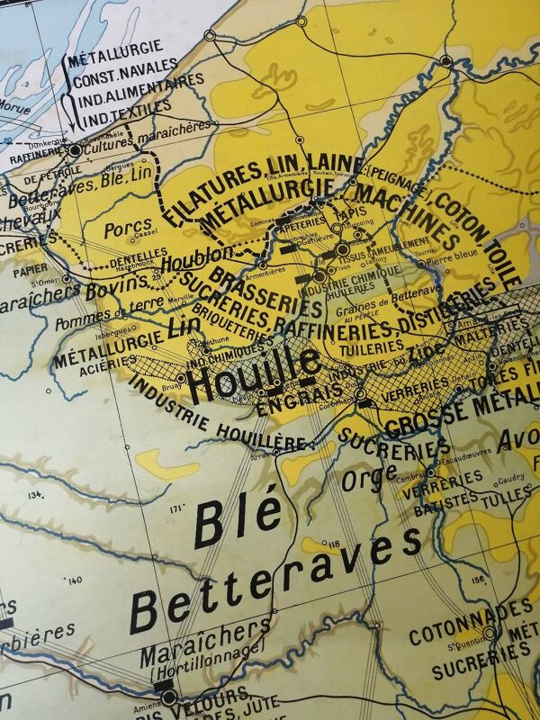 Ancienne carte scolaire : France, plaine du Nord Hatier Kaeppelin N°8.
