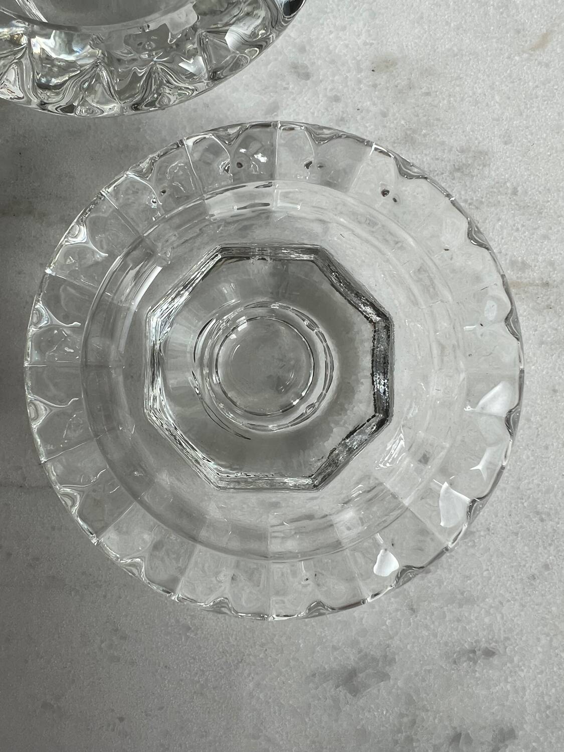 Set of 2 moulded glass candle holders