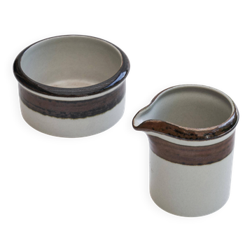 Anja Jaatinen-Winqvist 'Karelia' milk and sugar set for Arabia Finland, 1970s