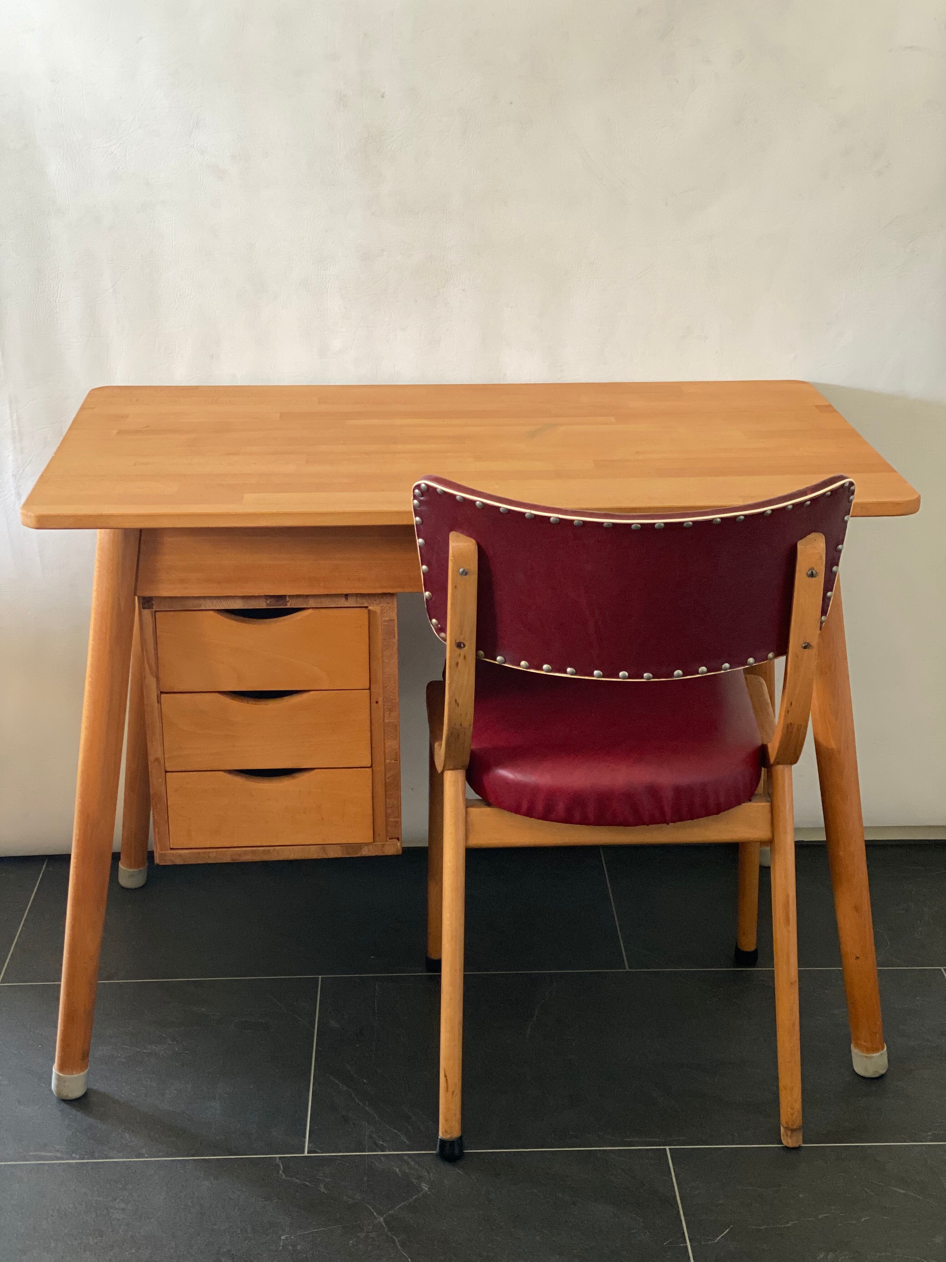 Bruynzeel Pine Wood Desk and Vintage Chair