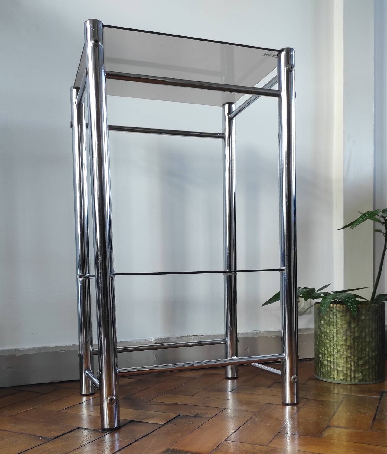 Sellette / Table d'appoint vintage Yves Boutboul - Métal chromé & verr