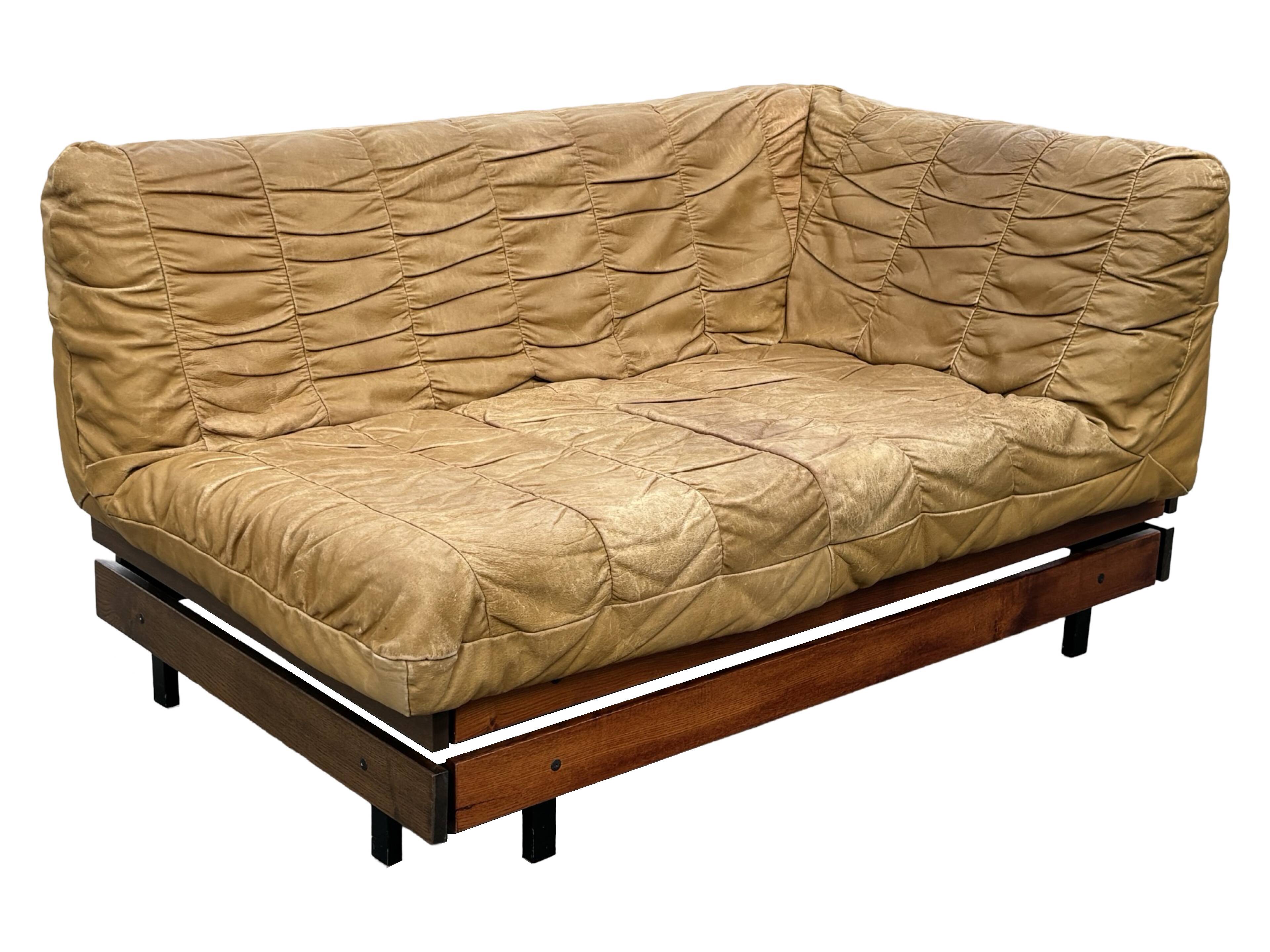 Canapé de salon Mid-Century en cuir cognac petit modèle